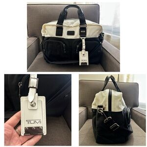 NWT Tumi Alpha Bravo Everett Essential Tote Duffle Bag Black White 22340WDH $399